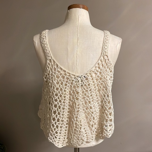 Forever 21 Sheer Crochet knit CROP top / tank scooped neck / back cream size SM - Picture 6 of 9